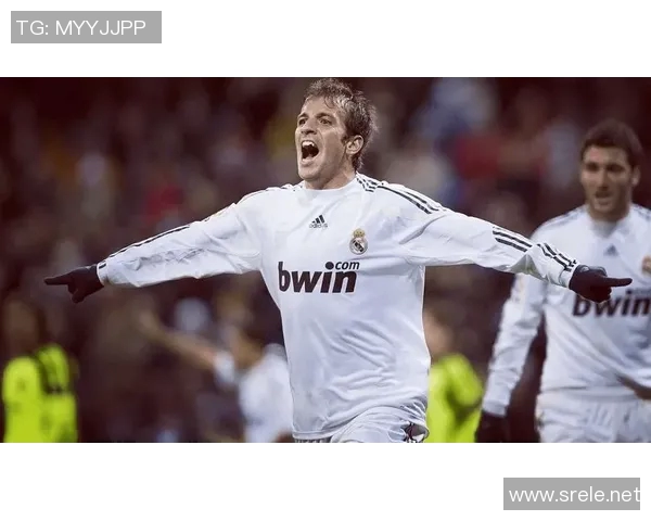 麦卡尔足球生涯全解析 从少年天才到世界巨星的辉煌之路