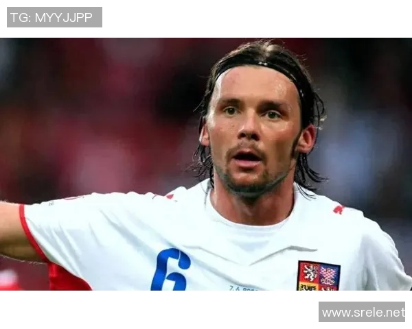 目前工资最高的足球球星是谁?他的收入背后有哪些鲜为人知的故事 目前工资最高的足球球星是谁?他的收入背后有哪些鲜为人知的故事