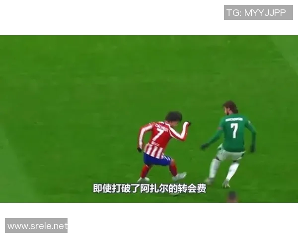 足球明星场内外形象大比拼:赛场表现与私人生活的鲜明对比 足球明星场内外形象大比拼:赛场表现与私人生活的鲜明对比